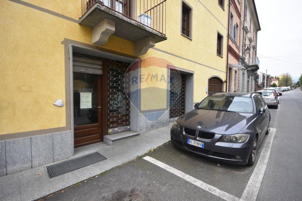 Locale Commerciale in affitto a Giaveno