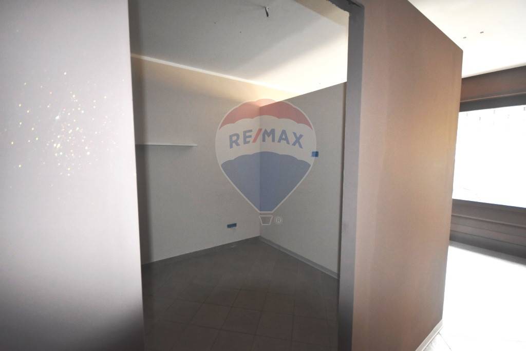 Locale Commerciale in affitto a Giaveno