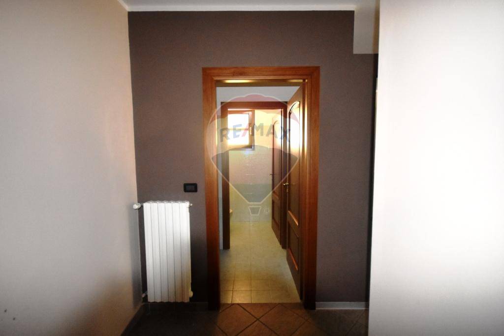 Locale Commerciale in affitto a Giaveno