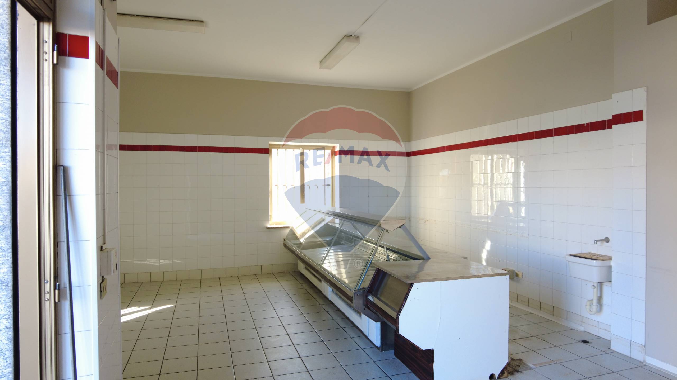 Negozio in vendita a Scalenghe