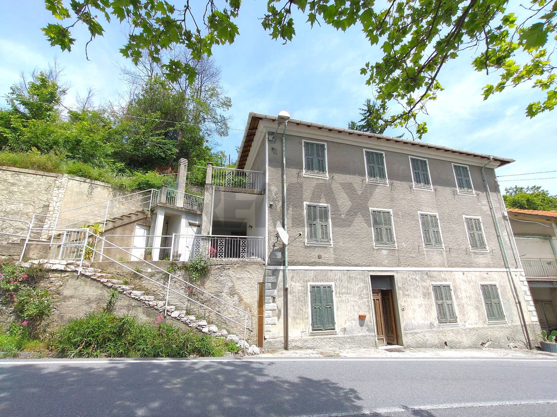 Casa Semindipendente in vendita a Pornassio