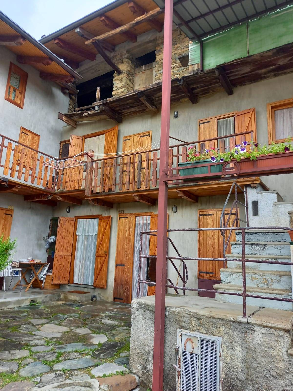 Casa Semindipendente in vendita a Rubiana, Favella