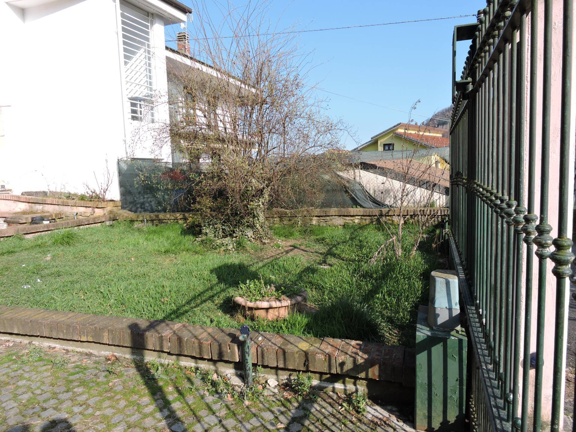 Casa Semindipendente in vendita a Giaveno, Pontepietra