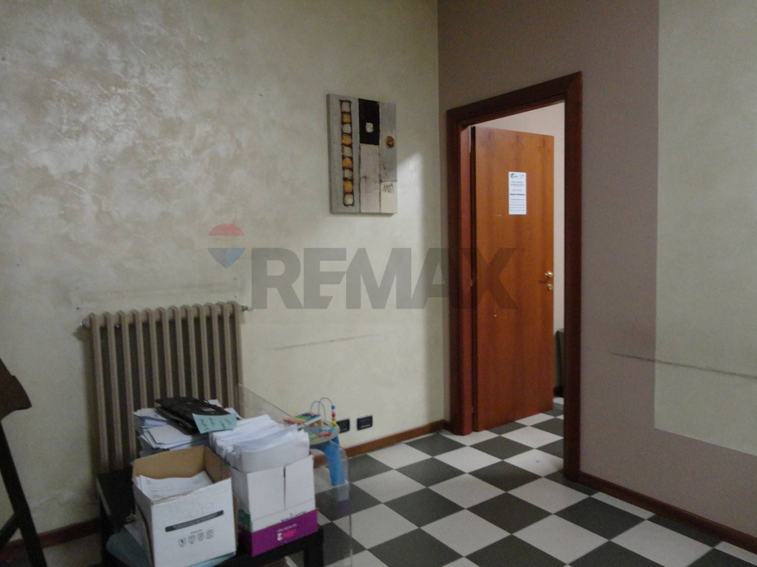 Locale Commerciale in affitto a Piossasco