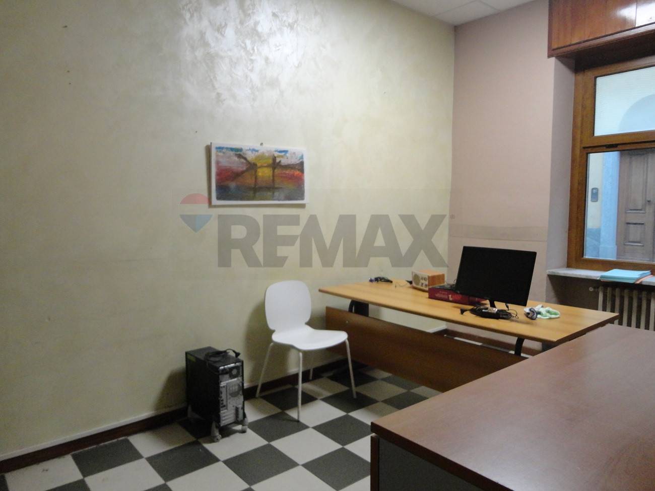 Locale Commerciale in affitto a Piossasco