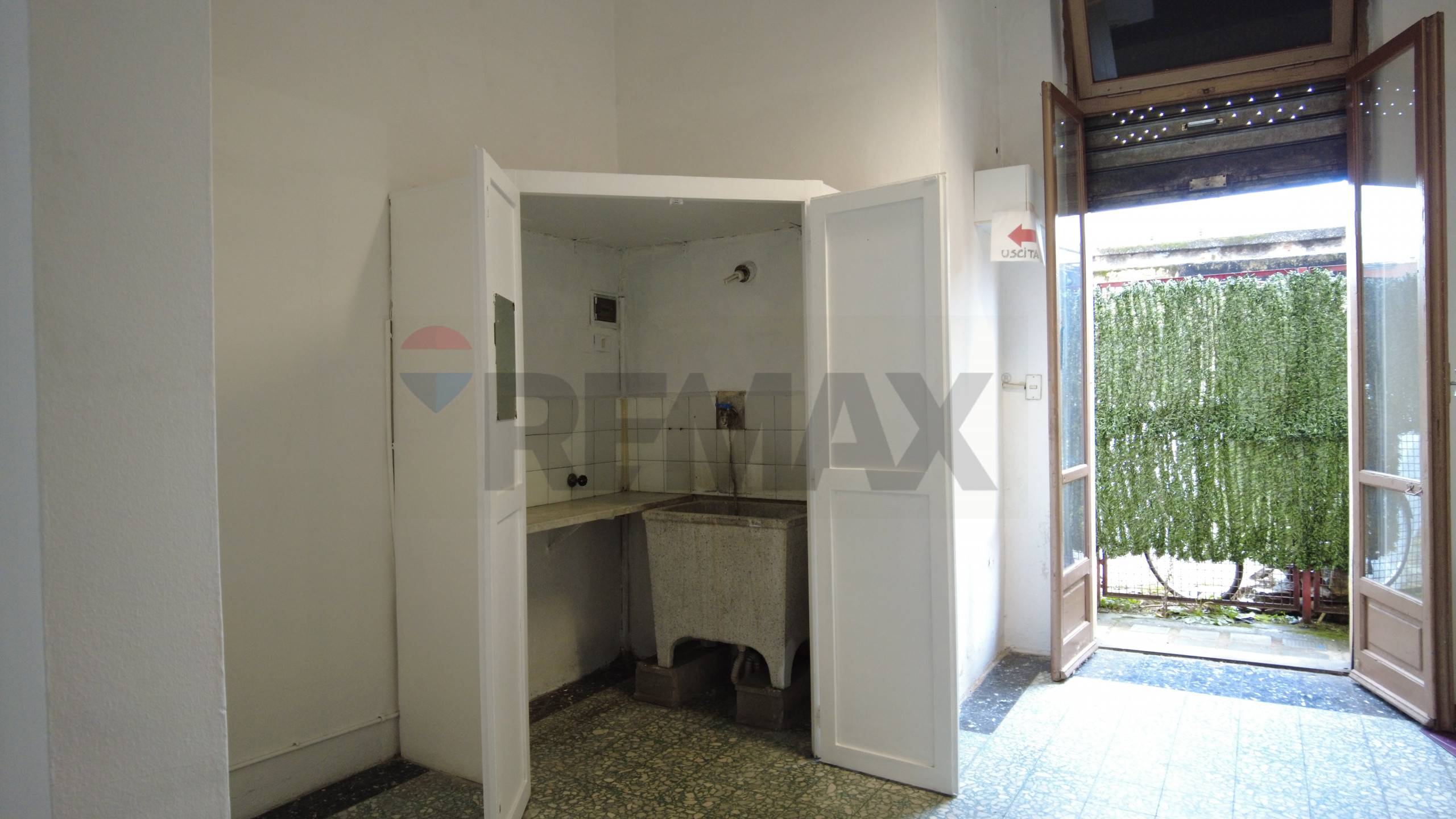 Locale Commerciale in affitto a Torino, Regio Parco