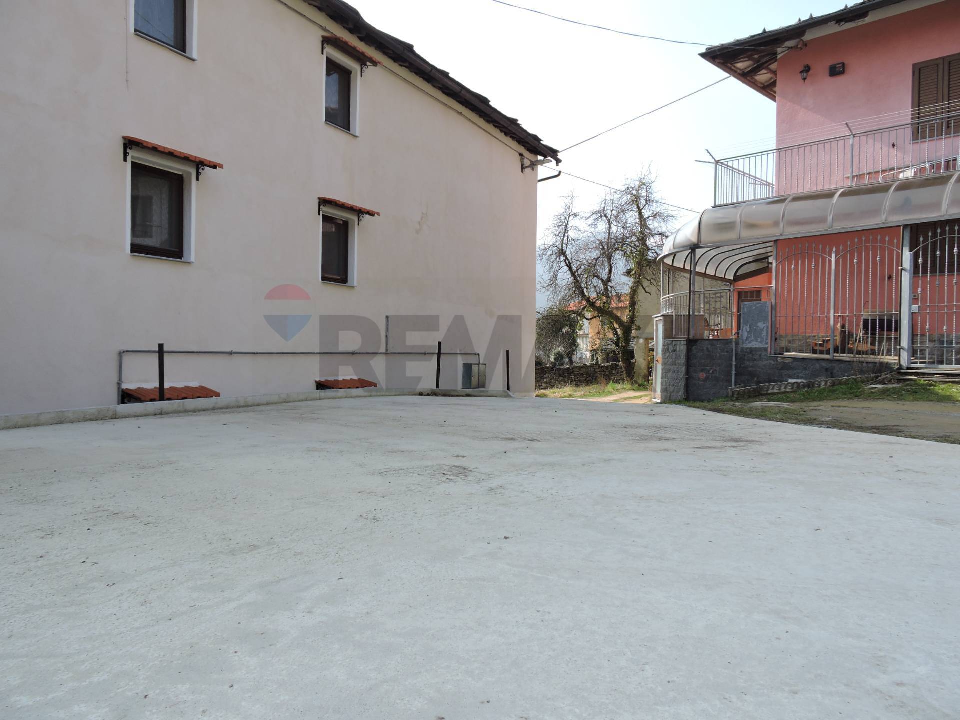 Casa Semindipendente in vendita a Coazze