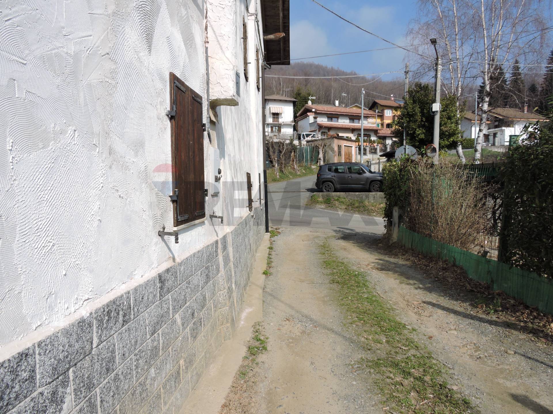 Casa Semindipendente in vendita a Coazze