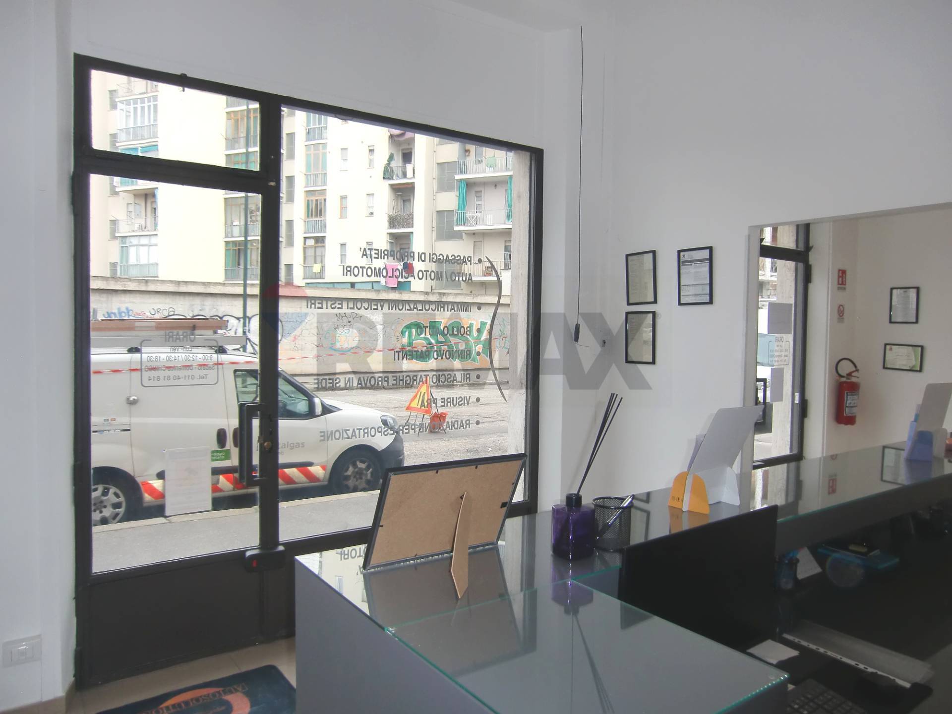 Locale Commerciale in affitto a Torino, Mirafiori nord