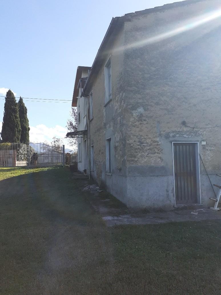 Rustico con giardino, Massa san cristoforo