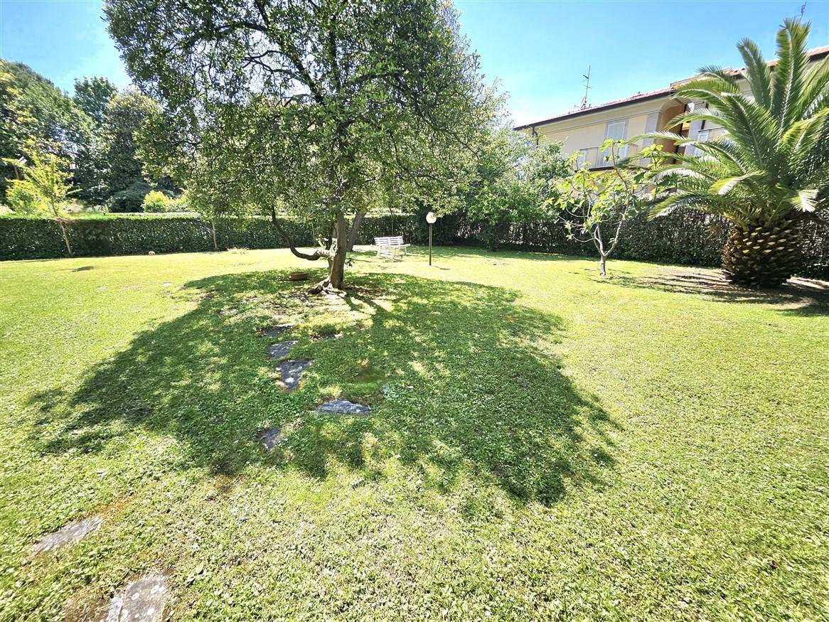 Appartamento da ristrutturare, Massa marina di