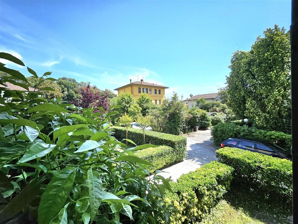 Appartamento da ristrutturare, Massa marina di