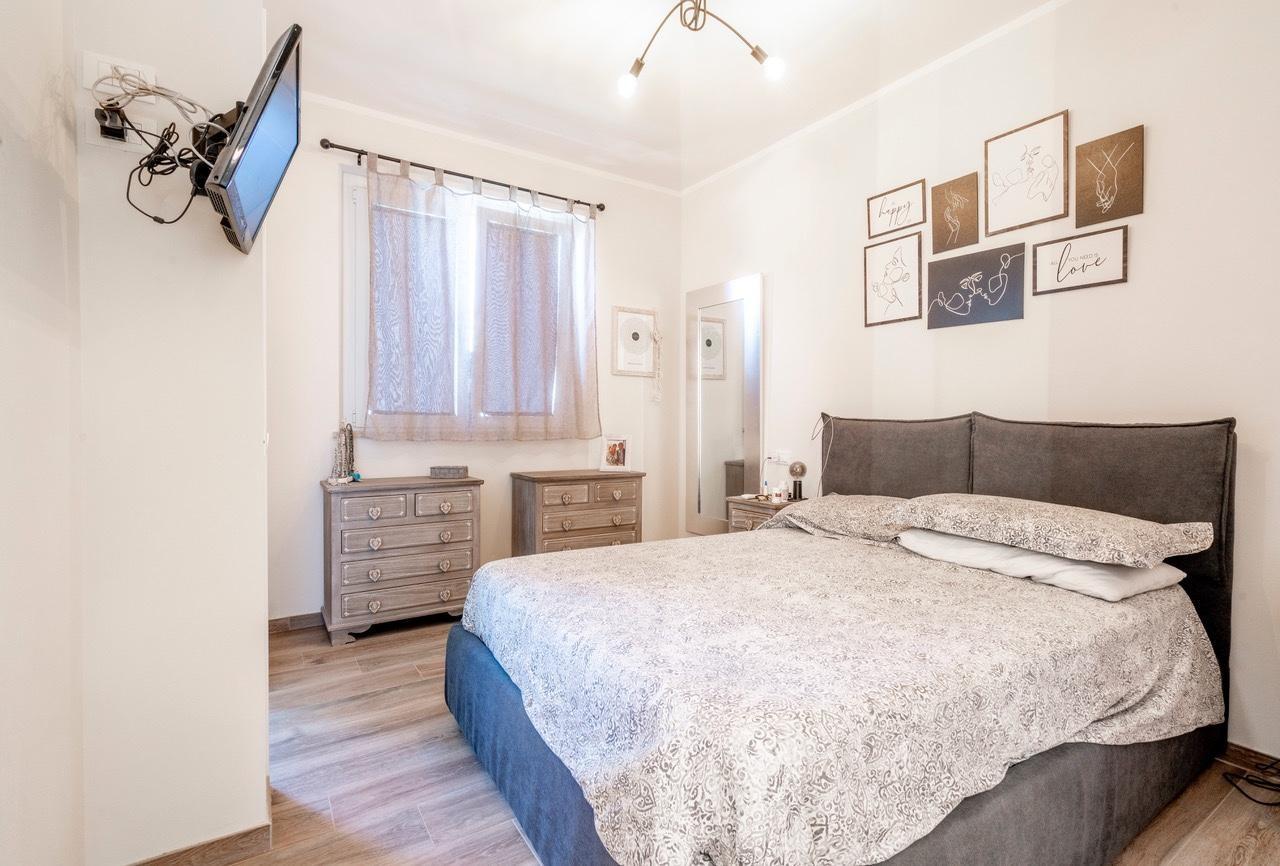 Casa indipendente con giardino, Massa marina di