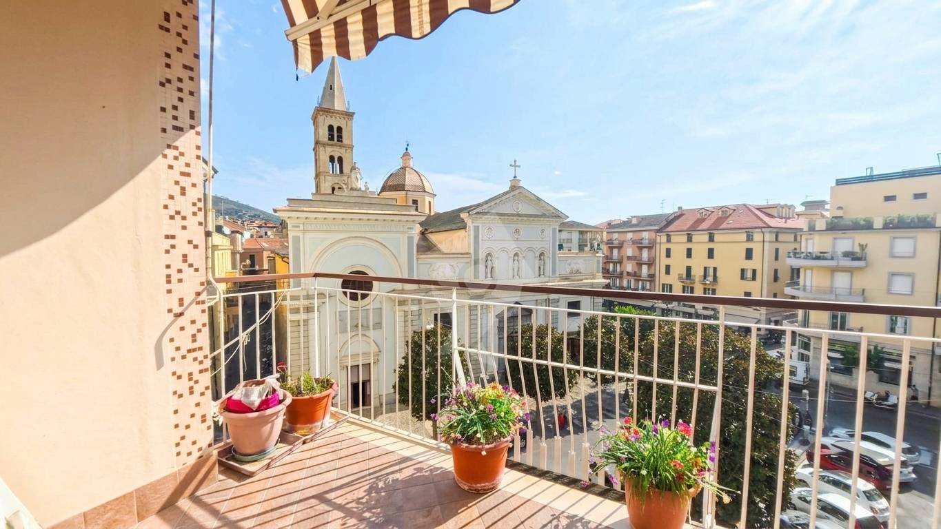 Appartamento in affitto a Alassio