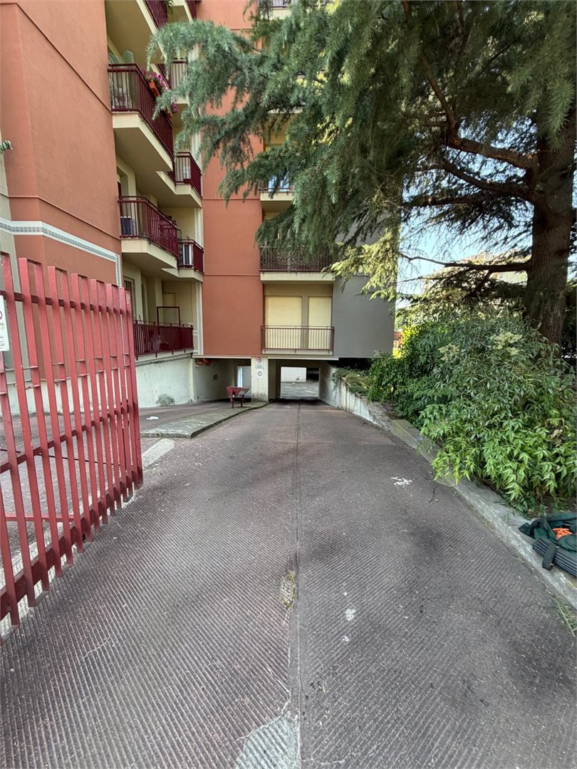 Box/Garage 13mq in vendita a Milano
