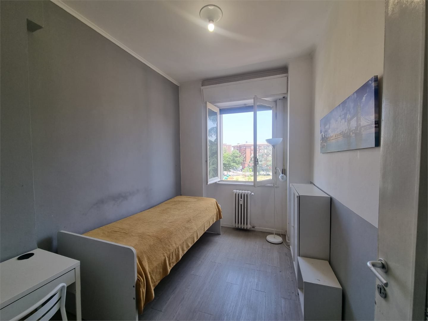 Quadrilocale in affitto a Milano