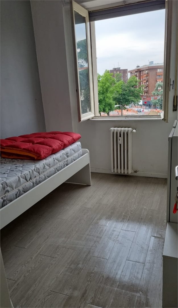 Quadrilocale in affitto a Milano