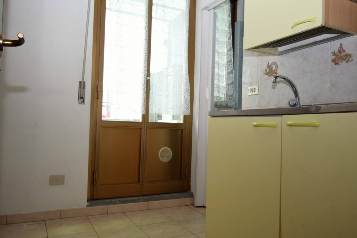 Monolocale in vendita a Milano, Gorla