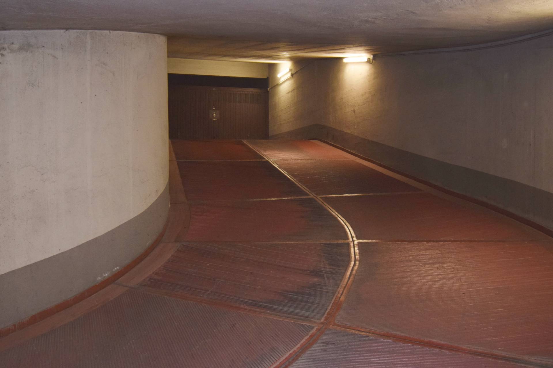 Box o garage in affitto a Milano, Precotto