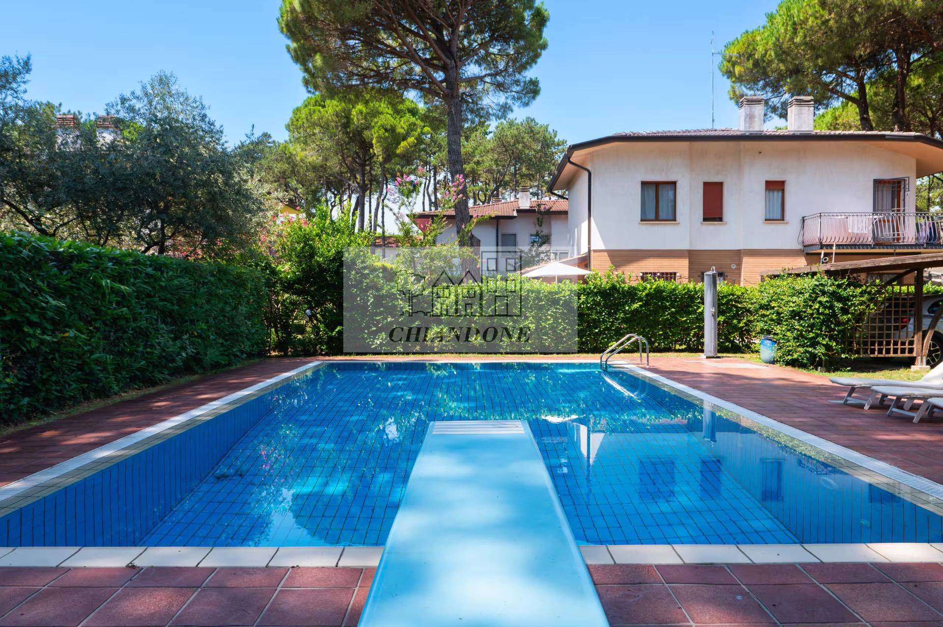 Villa in vendita a Lignano Sabbiadoro, Lignano Riviera