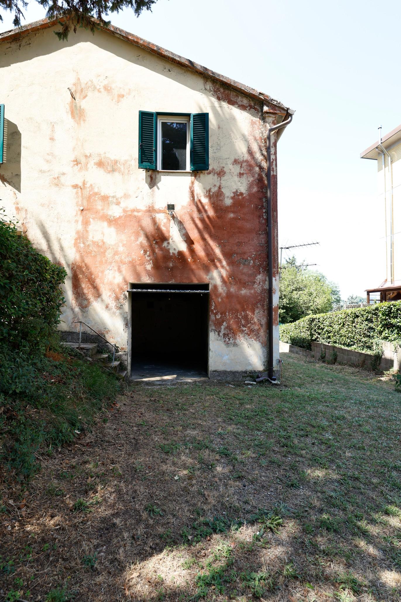 Casa indipendente con giardino a Collesalvetti