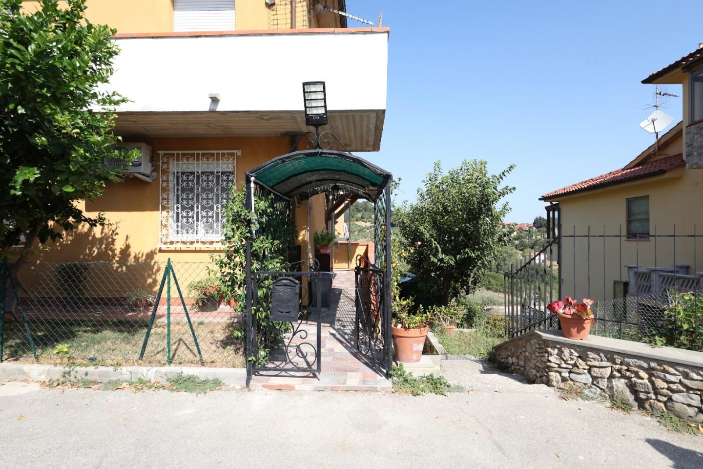 Quadrilocale in vendita, Collesalvetti parrana san martino