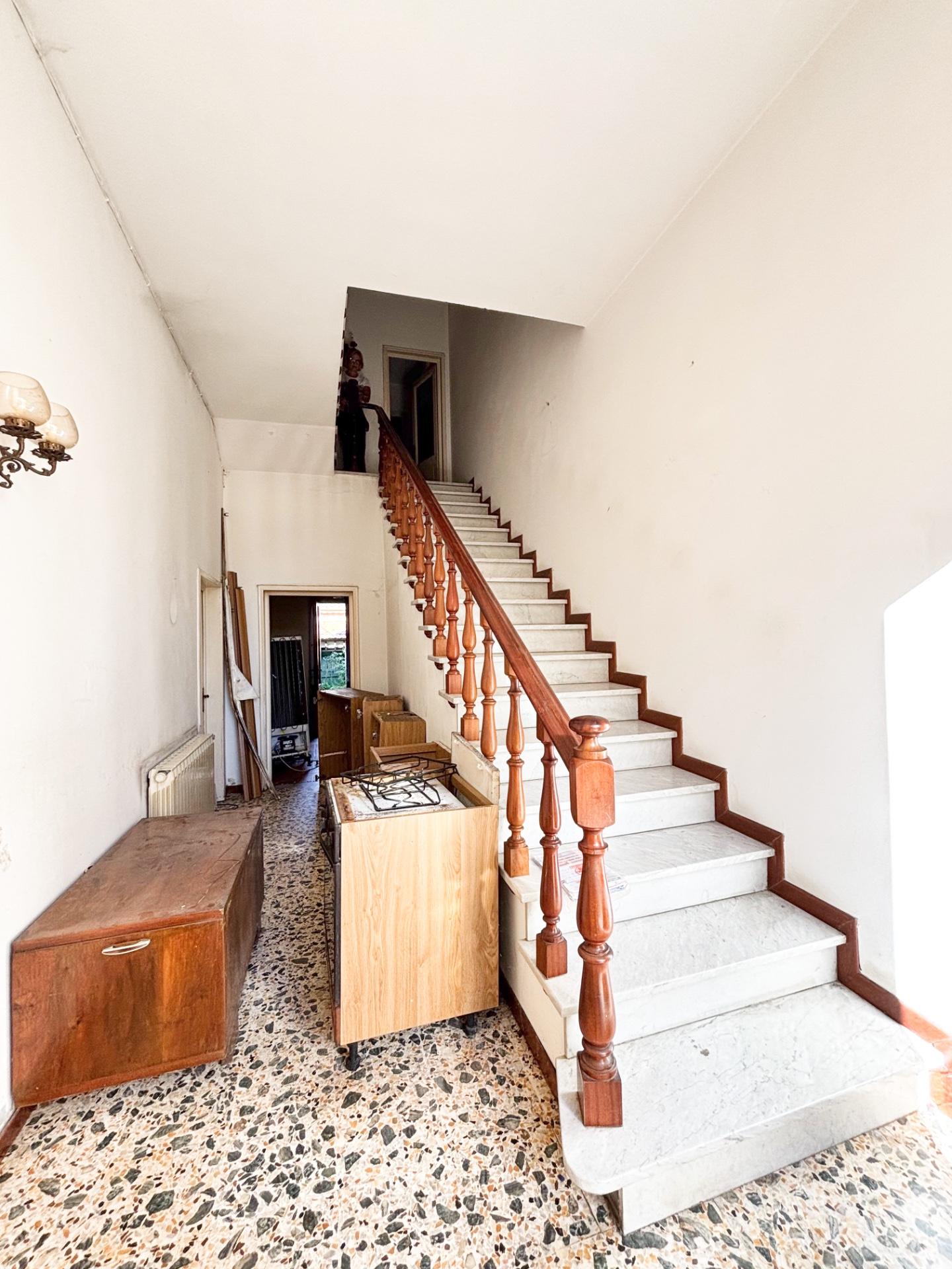 Casa indipendente con giardino, Empoli ponzano