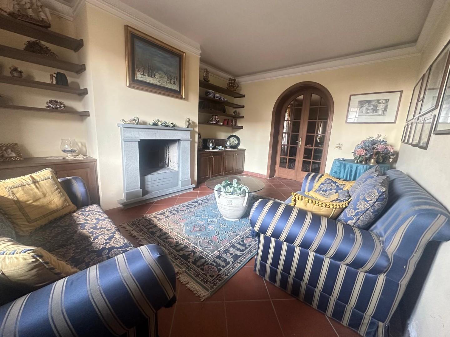 Casa indipendente con giardino a Larciano