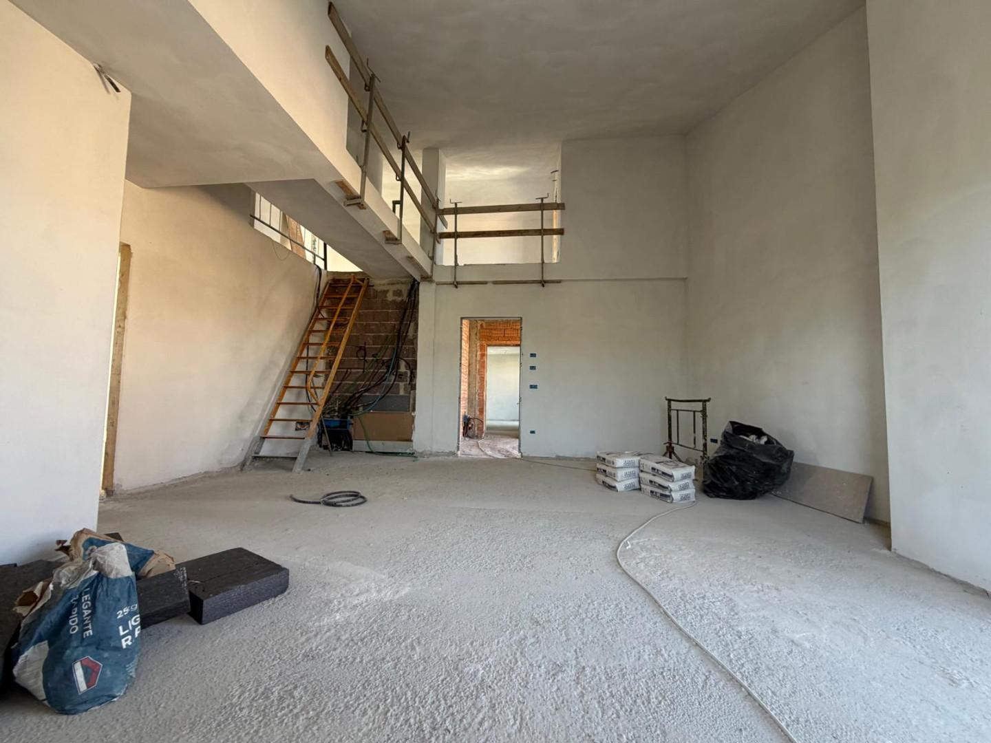 Trilocale con terrazzi, Capraia e Limite limite