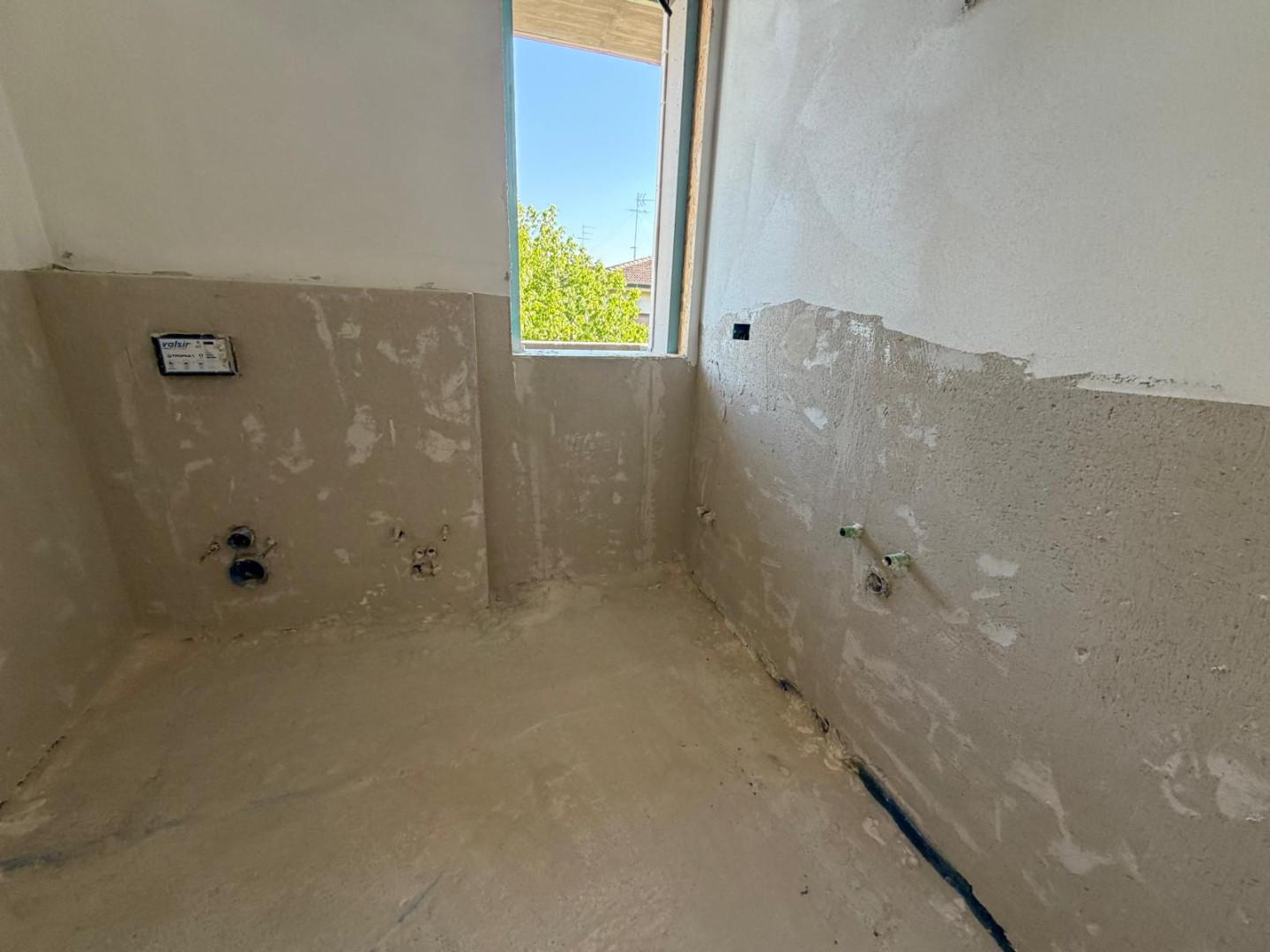 Trilocale con terrazzi, Capraia e Limite limite
