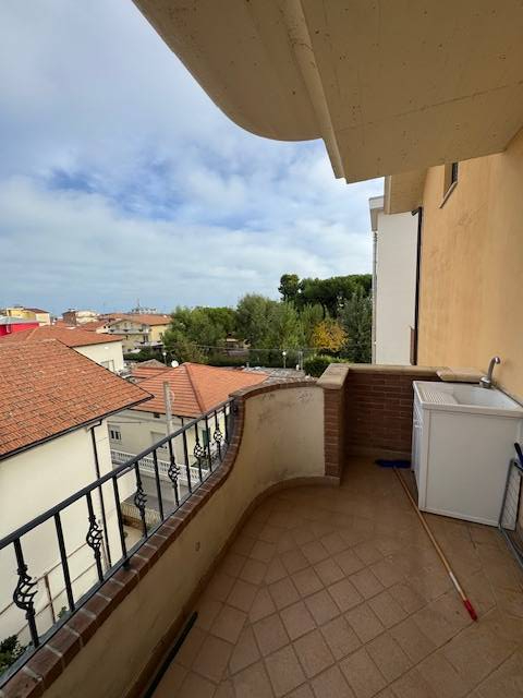 Appartamento in vendita a Alba Adriatica, Zona Mare
