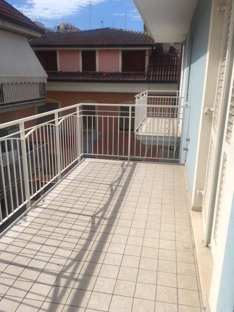 Attico in vendita a Grottammare, Zona Ascolani