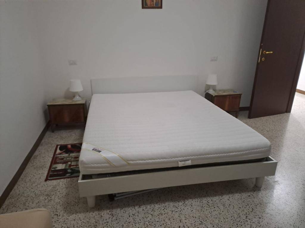 Intero fabbricato / porzione fabbricato in affitto a San Benedetto del Tronto, Collinare