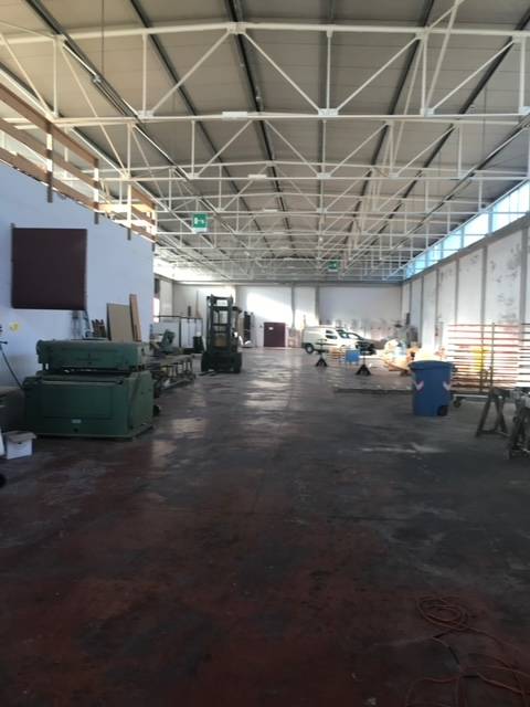Locale artigianale in affitto a San Benedetto del Tronto, Porto d'Ascoli