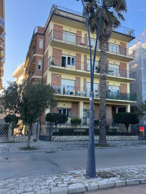 Appartamento in vendita a San Benedetto del Tronto, Lungomare