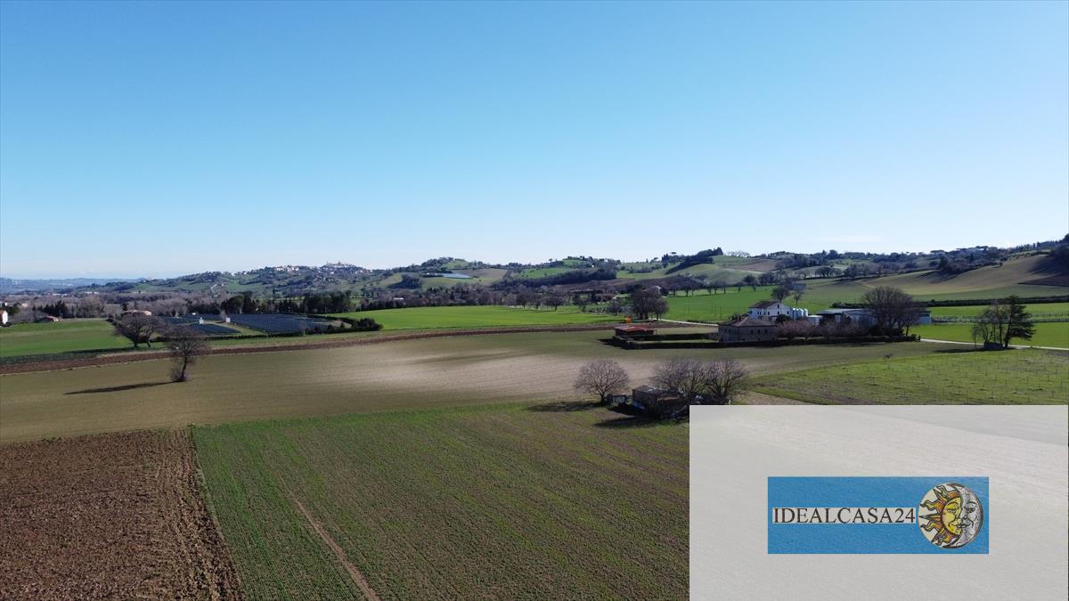 Casa indipendente con giardino in petriolo via san marco n. 4, Petriolo