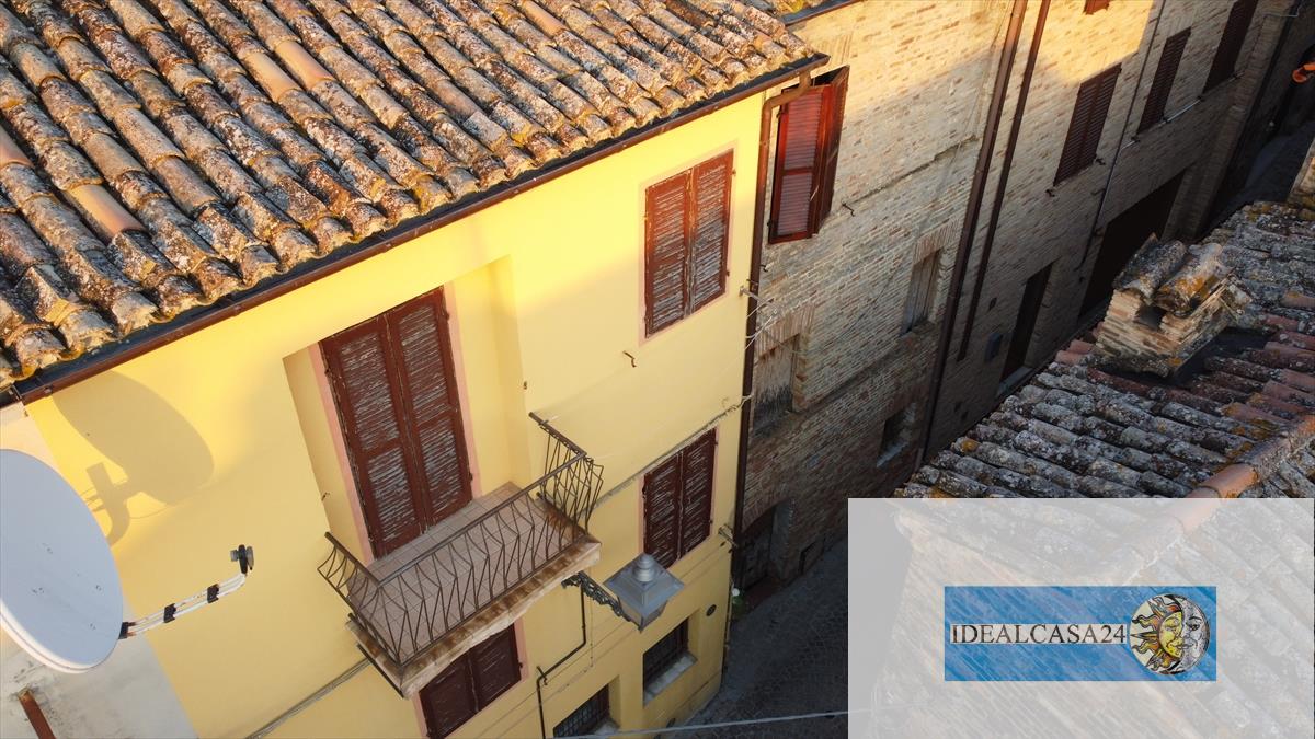 Casa indipendente ristrutturata in treia via xx settembre 88, Treia