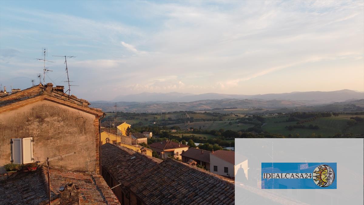 Casa indipendente ristrutturata in treia via xx settembre 88, Treia