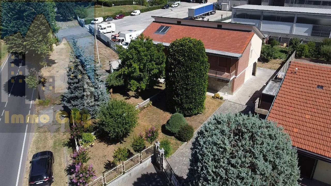 Casa semindipendente in vendita a Cambiano