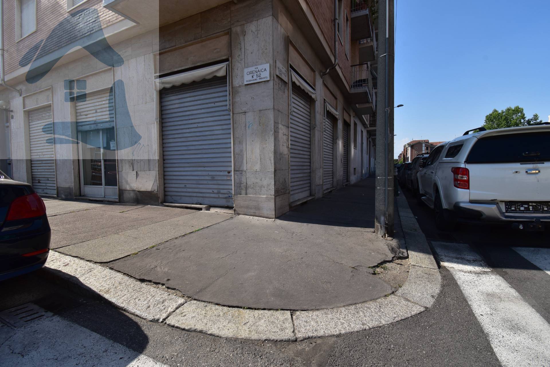 Locale commerciale in vendita a Torino, Parella