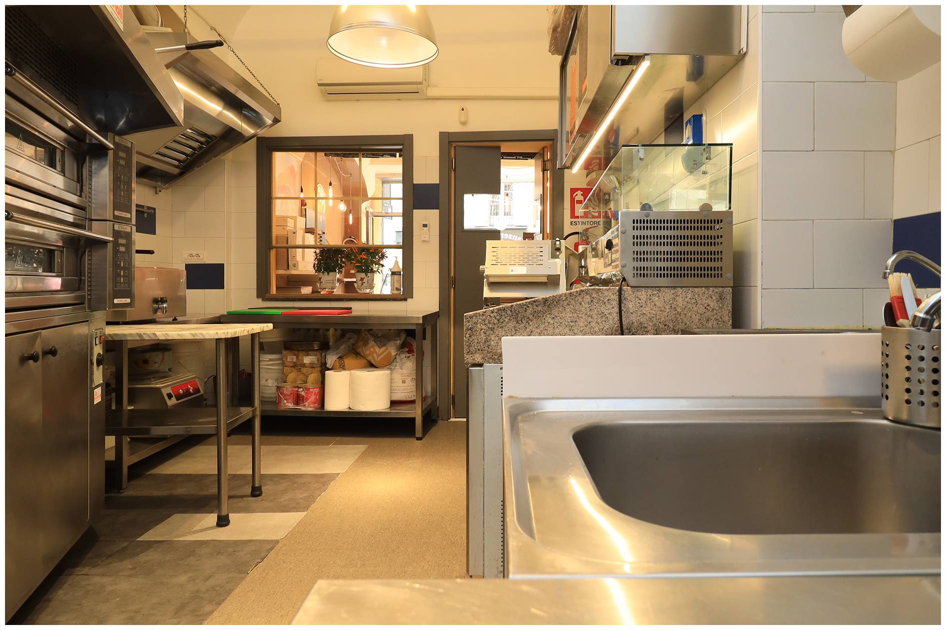 Attivit Commerciale - Pizzeria in vendita a Torino, Centro