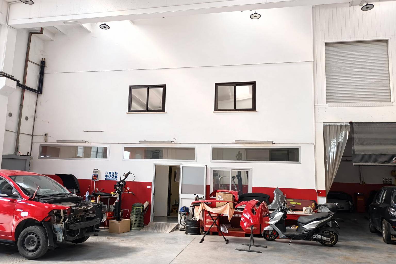 Capannone in vendita a Nichelino, Uscita Debouch