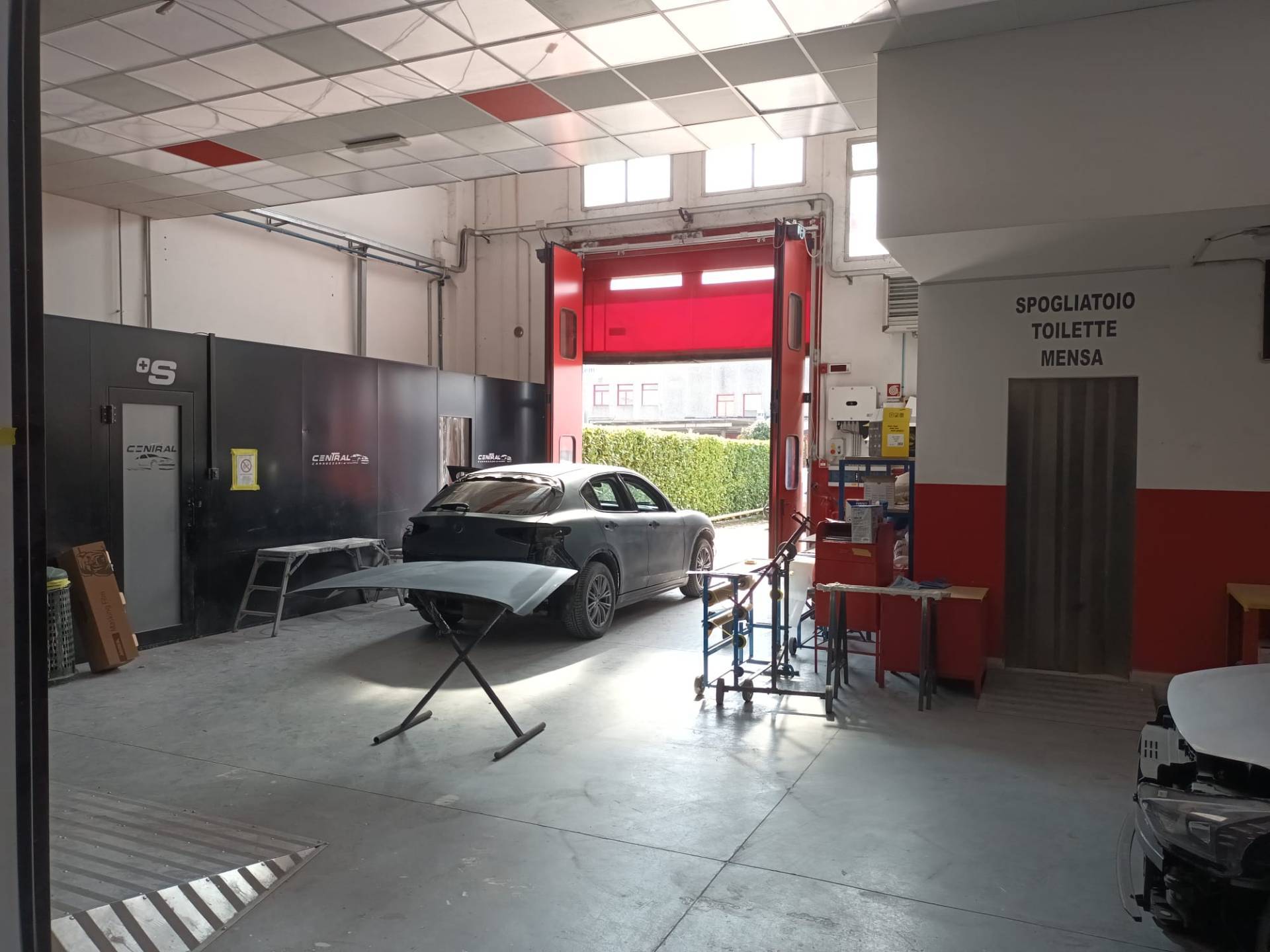 Capannone in vendita a Nichelino, Uscita Debouch