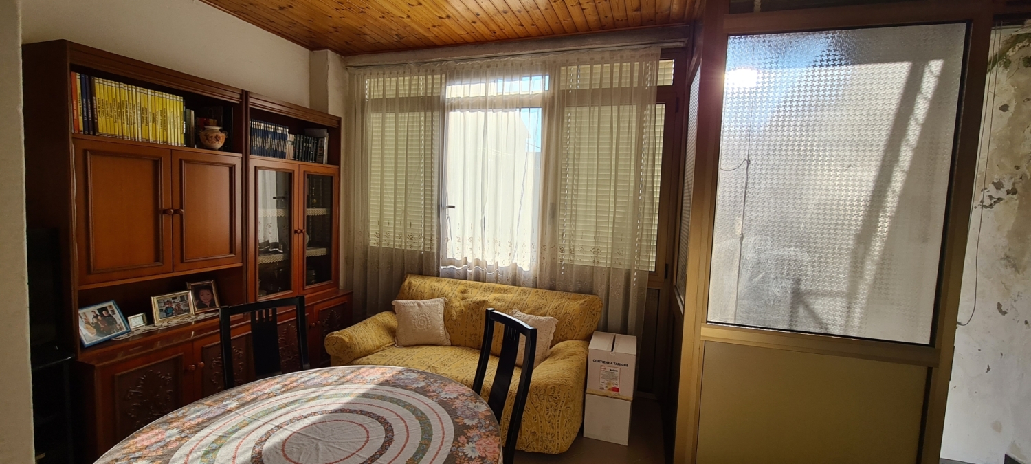 Quadrilocale da ristrutturare a Monte Isola