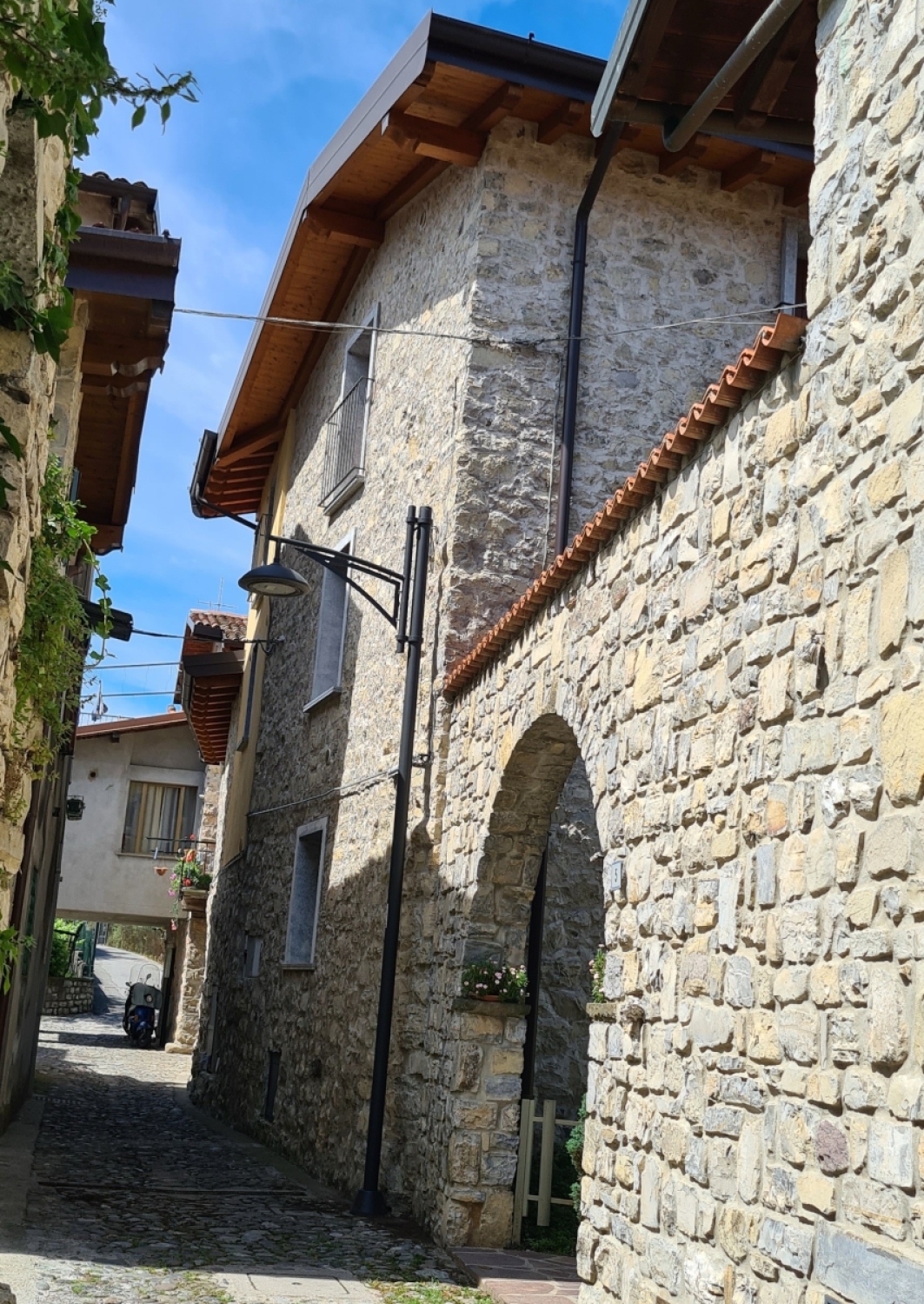 Attico ristrutturato a Monte Isola