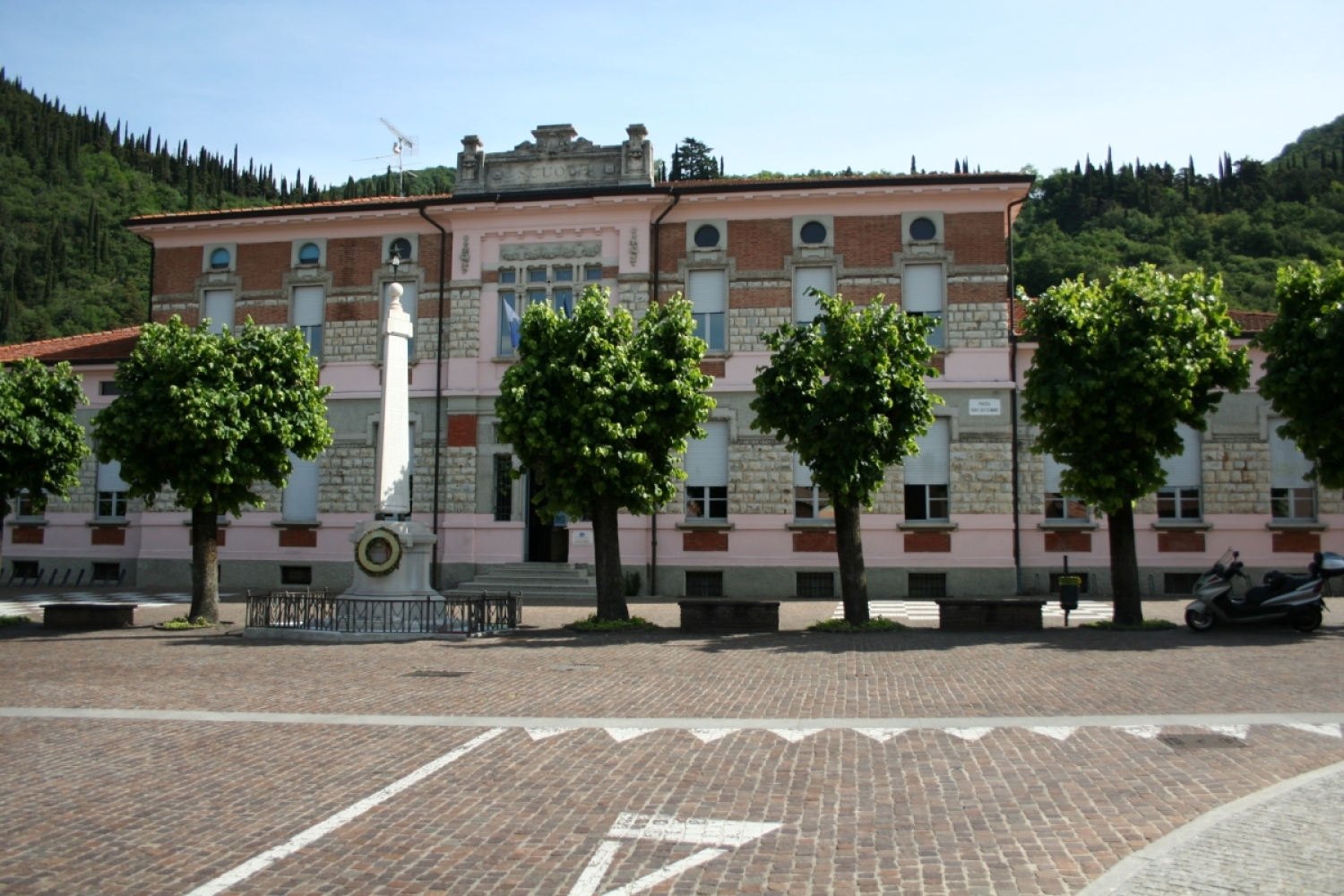 Terreno con giardino a Provaglio d'Iseo