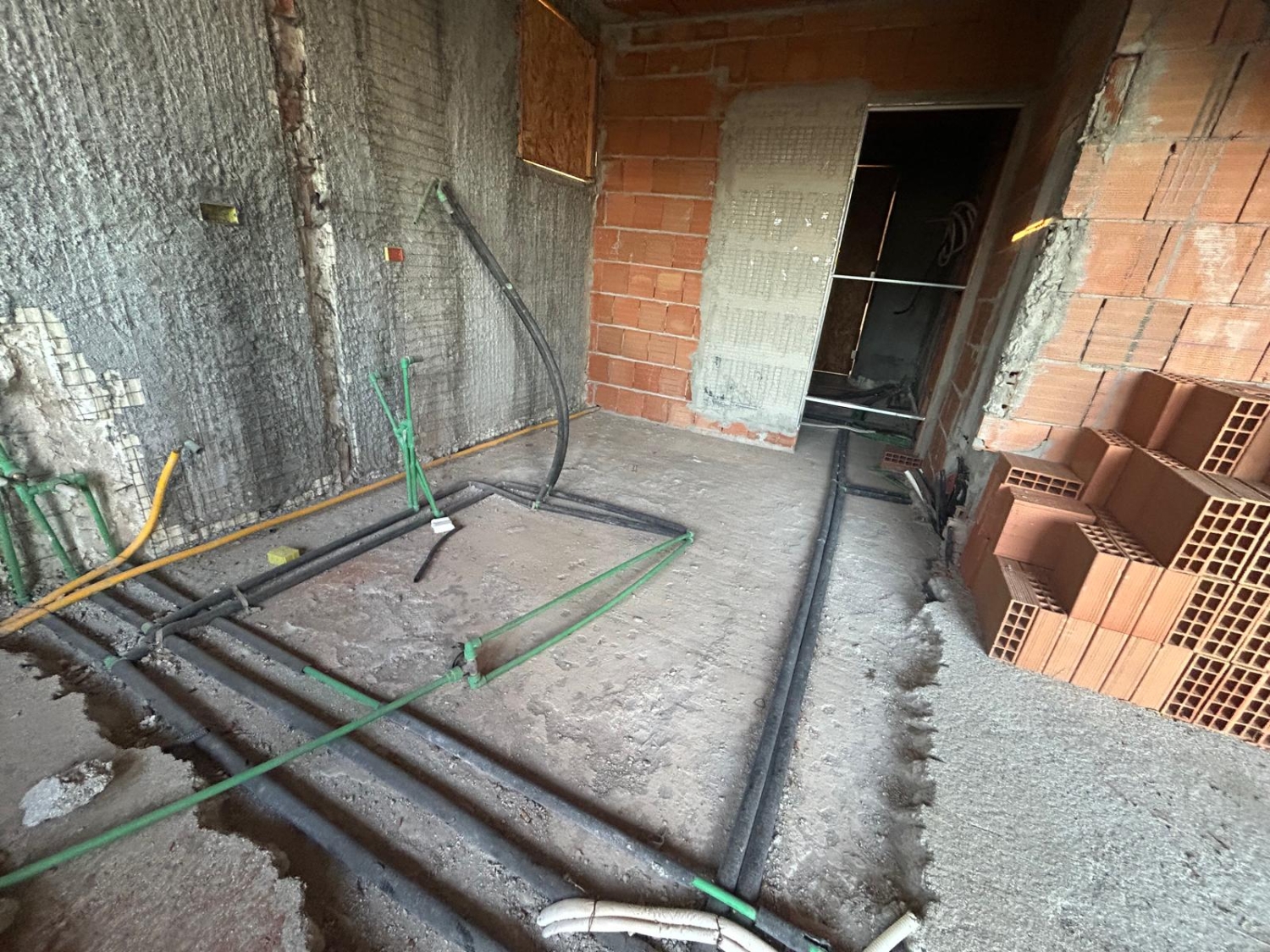 Appartamento con giardino in via poggio fiorito, Sarnico