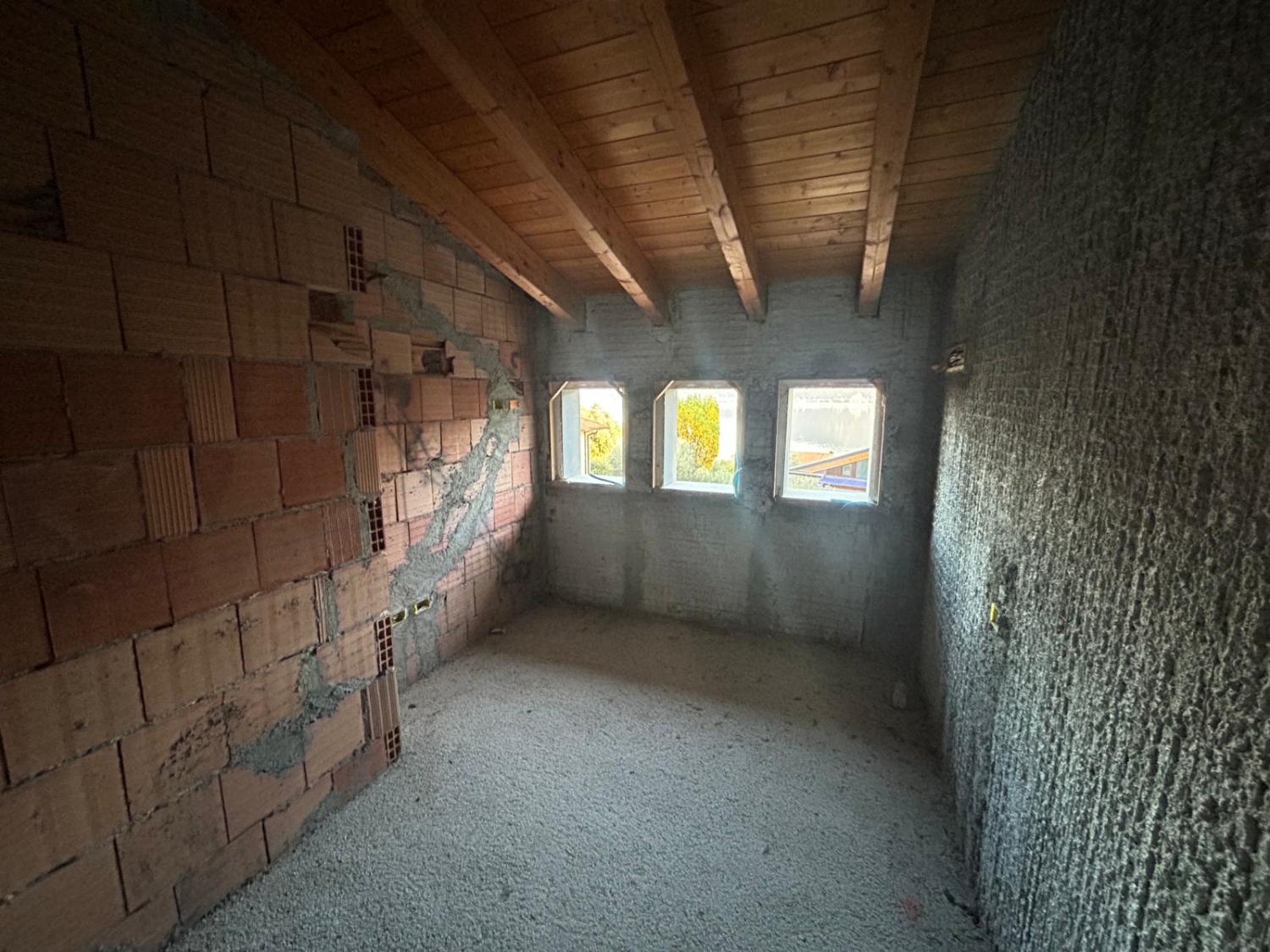 Appartamento con giardino in via poggio fiorito, Sarnico