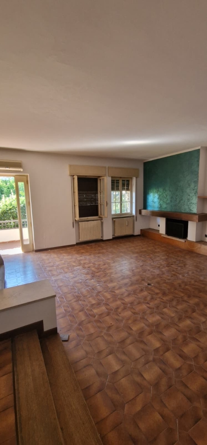 Villa con giardino in via bologna, Gussago