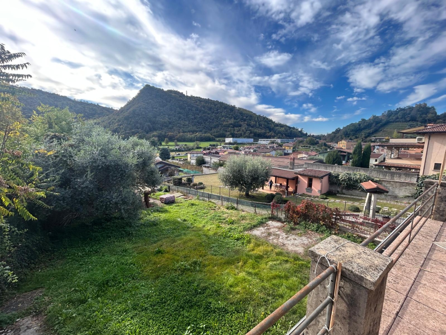 Trilocale con giardino in paratico via gorizia, Paratico